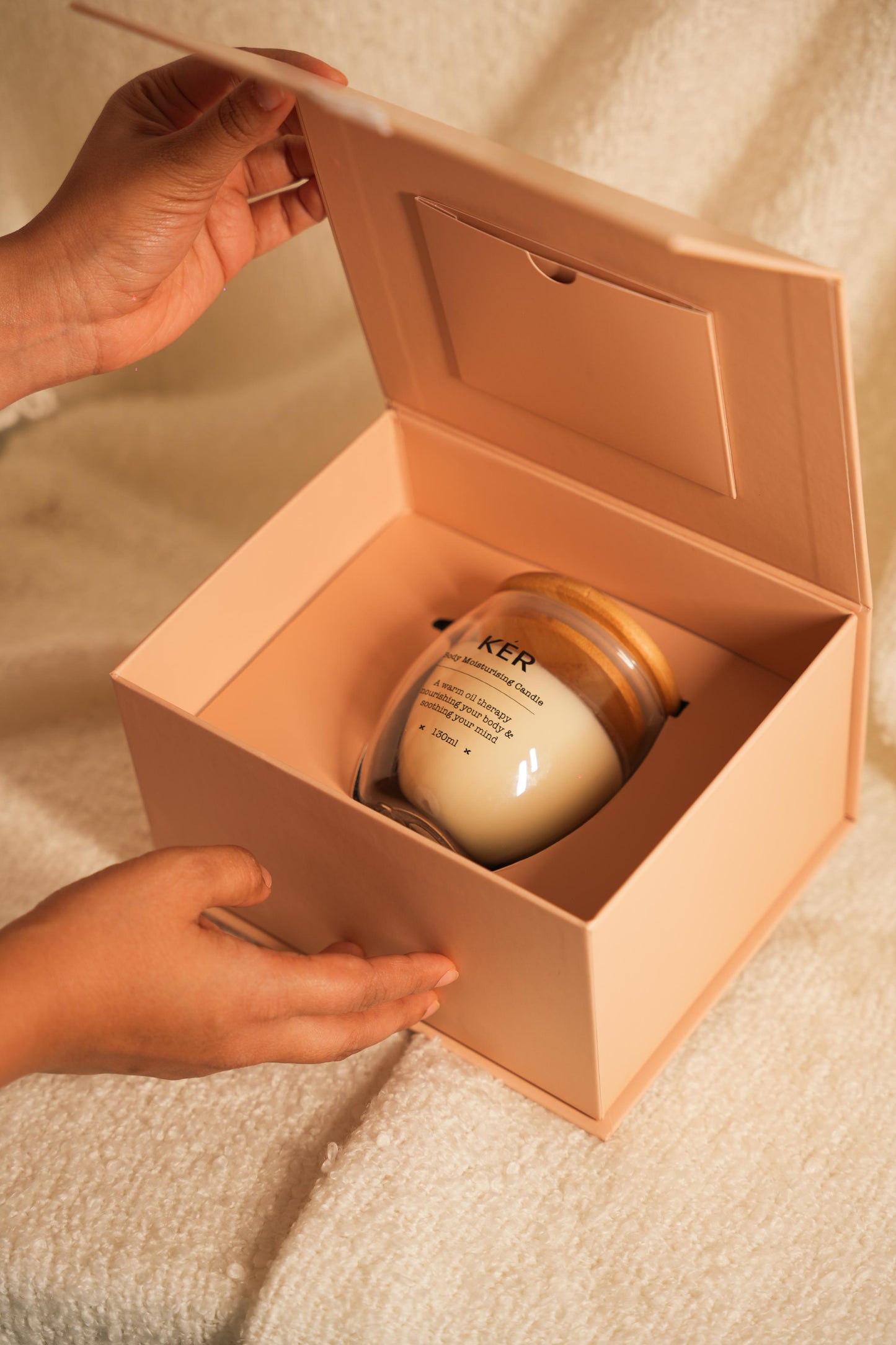 Kér Body Moisturising Candle (150 ml)